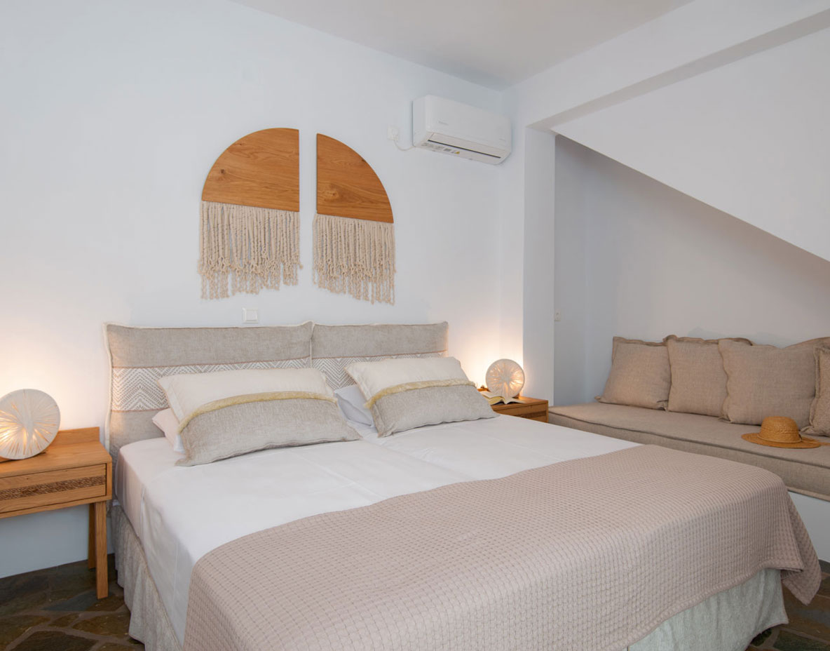 Chambre principale avec lit double