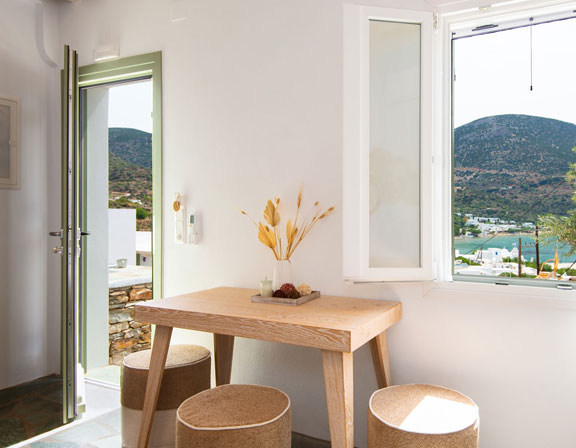 Séjournez à Sifnos au Thymari Villas
