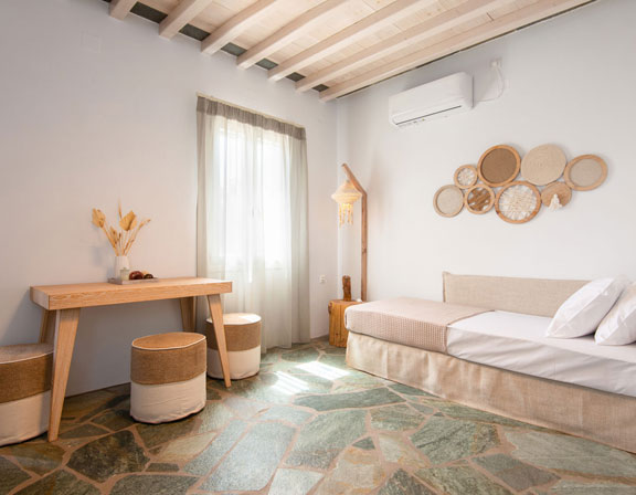 Coin salon dans les appartements de deux pièces
