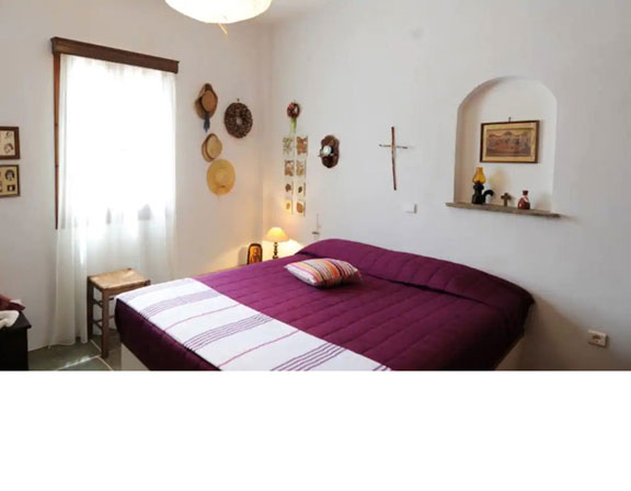 Chambre principale avec lit double