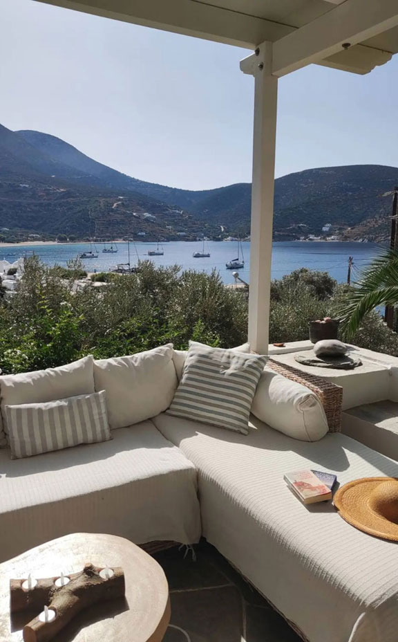 Vue sur la mer depuis la Villa Vathy à Sifnos