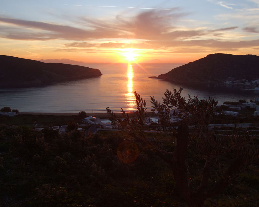 Coucher de soleil à Vathy de Sifnos